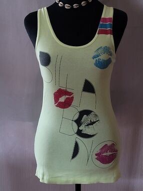 Women’s Pale Yellow Graphic Tank Top with Lip Print
